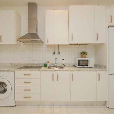 Lovely Apt In The City Center - 15M Walk Giralda Sevilla Exterior foto